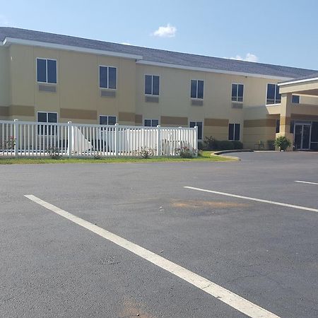 The Rutledge Inn Luverne Exterior foto